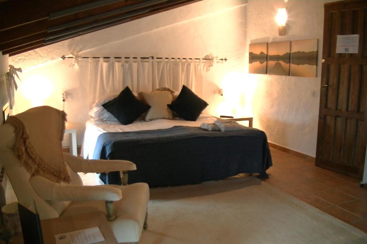 Casa KiSi Rural Boutique B&B Colmenar Extérieur photo