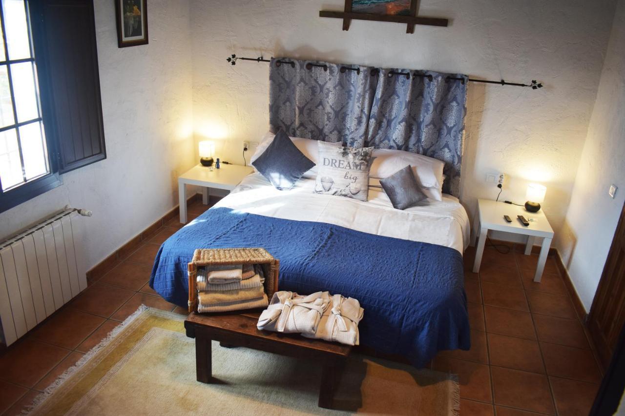 Casa KiSi Rural Boutique B&B Colmenar Extérieur photo